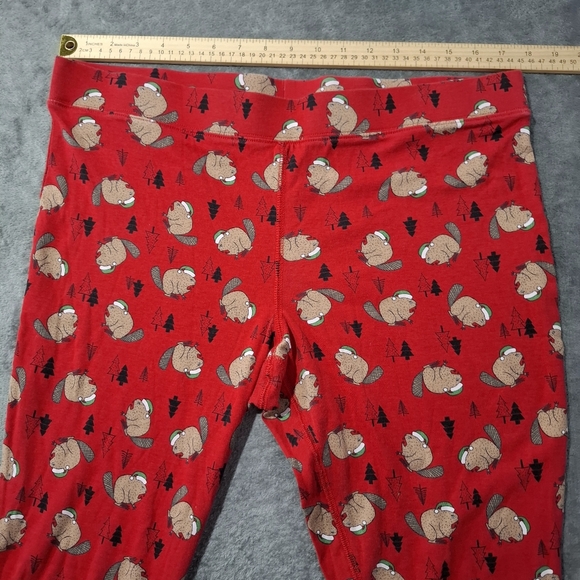 Duluth Trading Co Red Pajama Set with Floral Print - Picture 14 of 16
